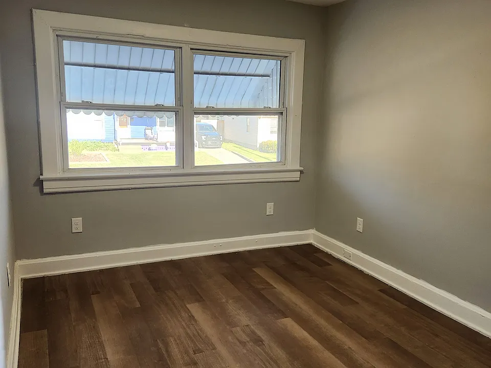Upstairs bedroom