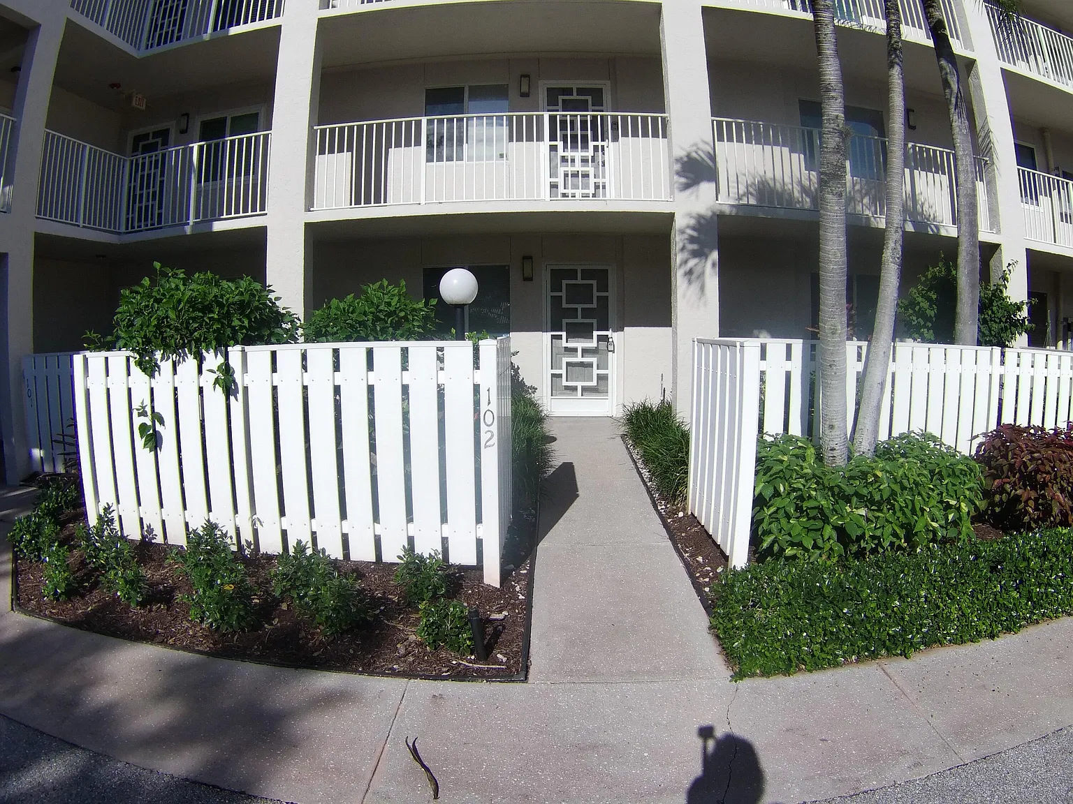 2 bed, 2.0 bath, 1392 sqft, $3,500 — Photo 1