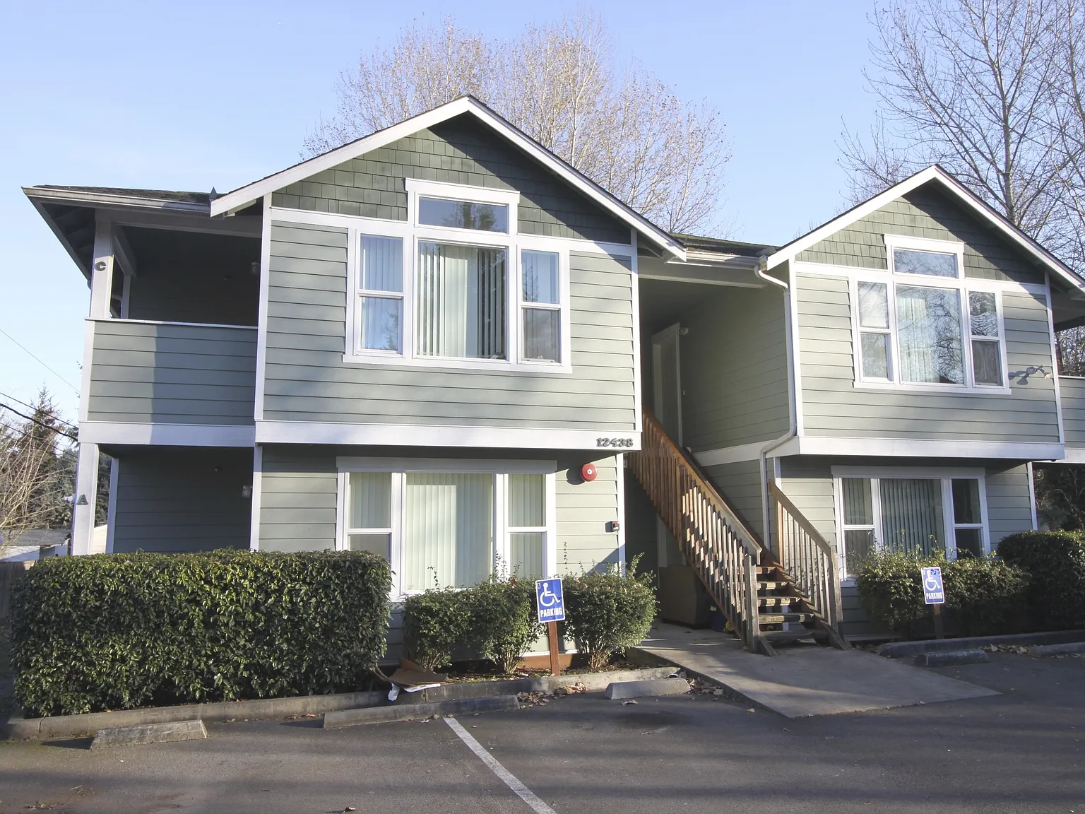 2 bed, 1000 sqft, $1,775 — Photo 1