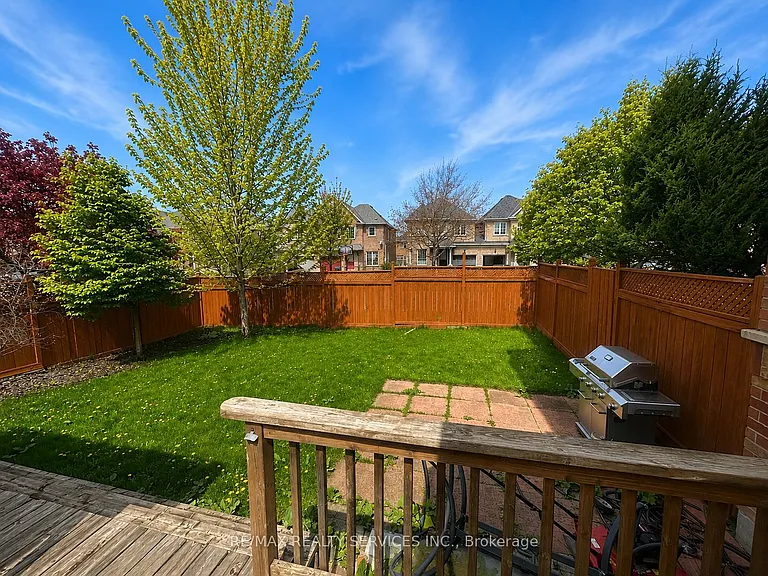 3083 Hawktail Cres — Photo 14