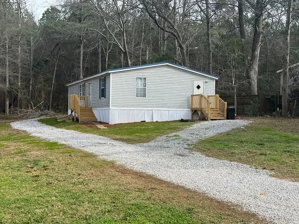 3903 Harless St, Greenwood, SC 29646