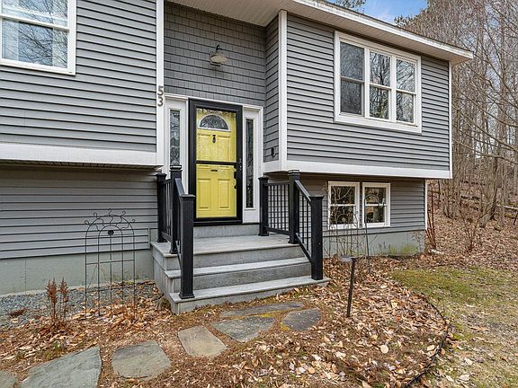 3rd image of 53 Sandhill Road