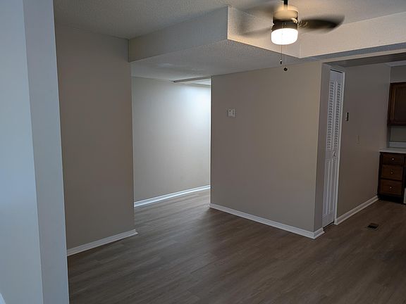 4th image of 8568 W 85th St