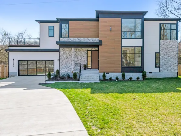 945 Gale Ln, Nashville, TN 37204