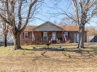 1464 Glenn Rd, Cookeville, TN 38501