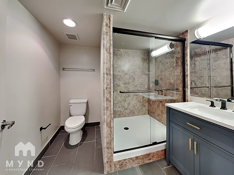 535 W Thomas Rd #405 — Photo 9