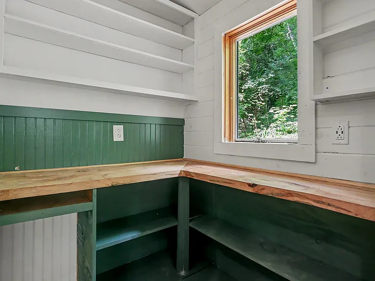 52 Stanley Rd — Photo 17