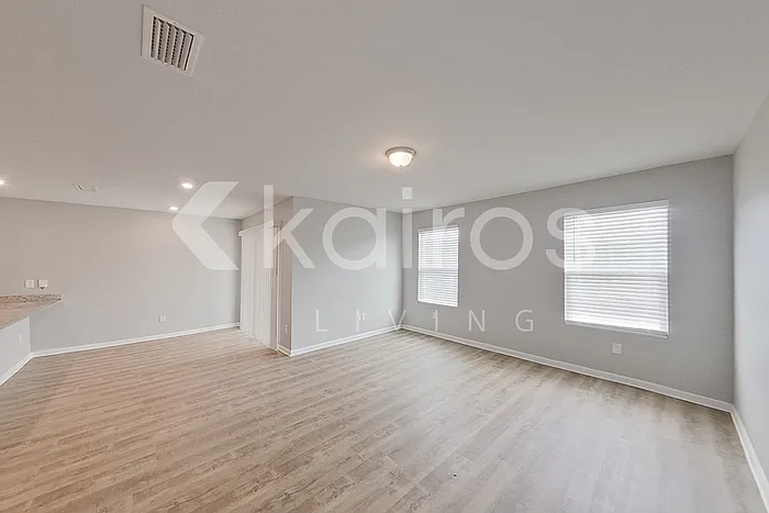 21664 Yosemite Blvd — Photo 3
