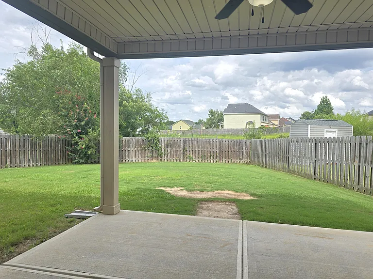 8809 Crenshaw Dr — Photo 41