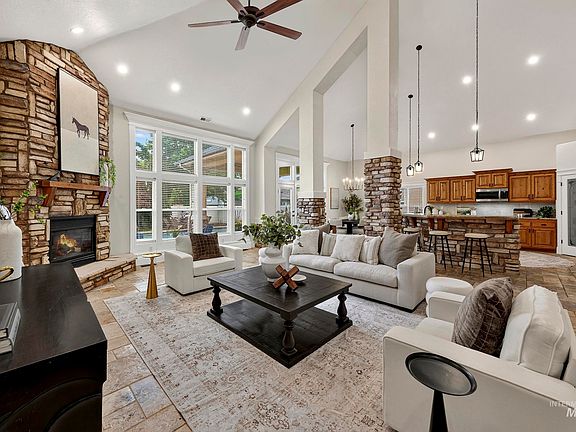 4th image of 5331 N Brookmeadow Way