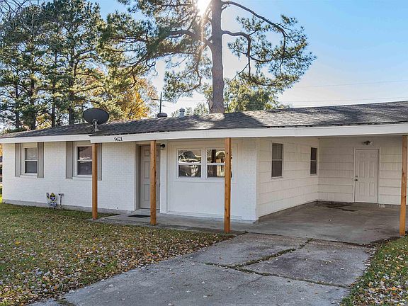 4th image of 9621 Foster Rd