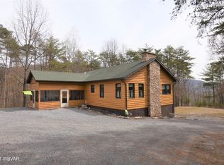 56 Pops Ln, Mill Hall, PA 17751