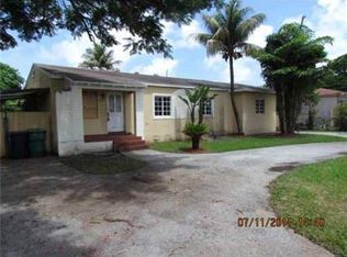 1711 SW 76th Ct, Miami, FL 33155