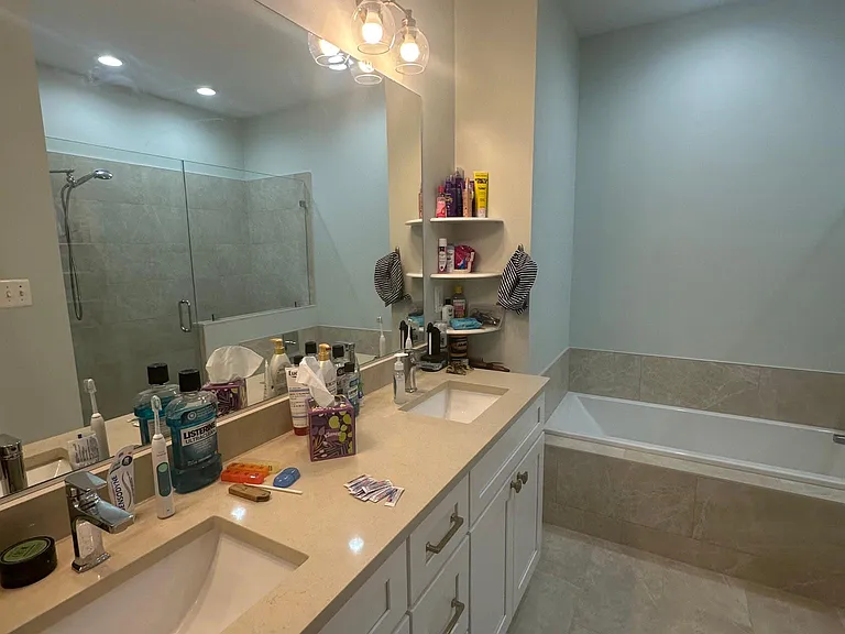5053 Donovan Dr — Photo 12