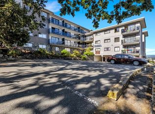 Don Quadra Apartments, Saanich, BC V8X 1G2
