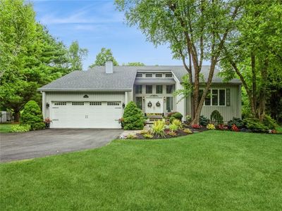 11 Coach Lantern Drive, Hopewell Junction, NY, 12533