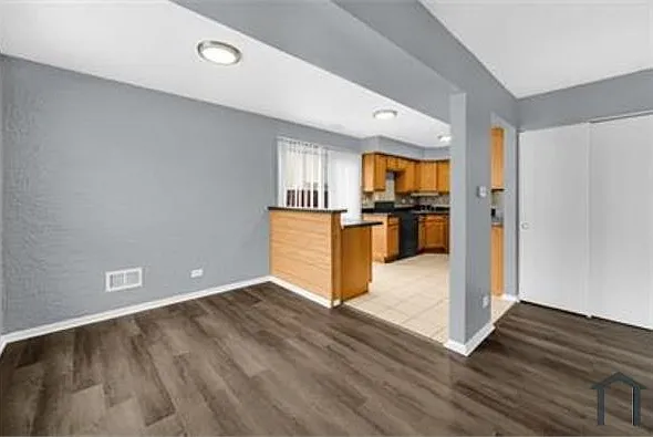 1793 Queensbury Cir — Photo 14