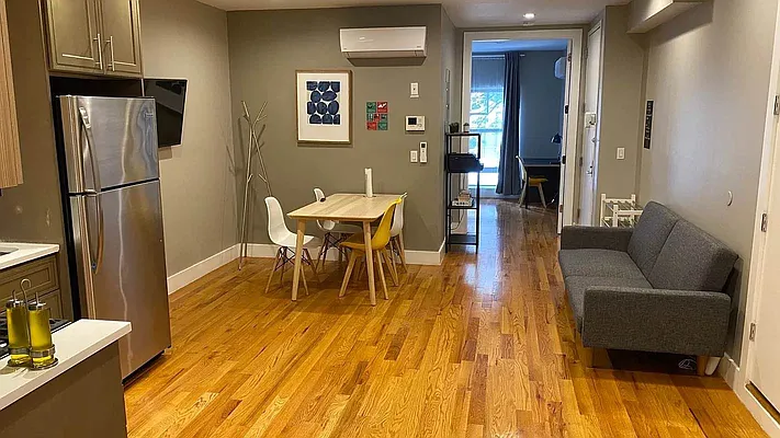 Rented by Hagstrom Management Inc | media 20