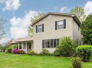 28 Labelle Dr, Chicopee, MA 01020