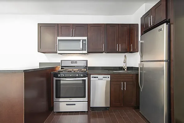 Rented by REAL New York | media 8