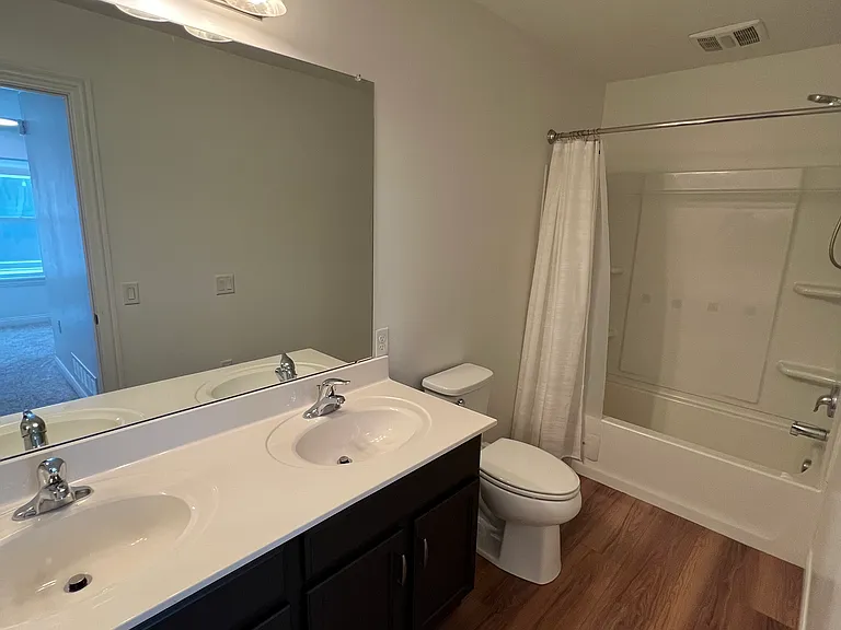 800 Heyl Ave — Photo 25