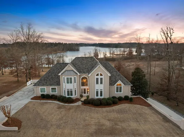 1806 SW Loch Ave, Cullman, AL 35055