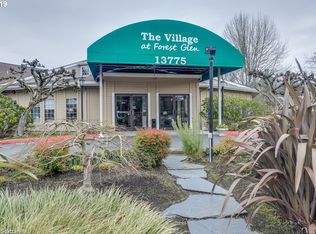 13775 SW Scholls Ferry Rd APT 300, Beaverton, OR 97008