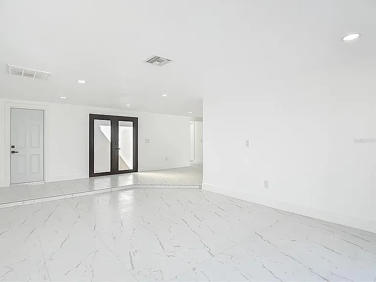 9920 San Mateo Way — Photo 11