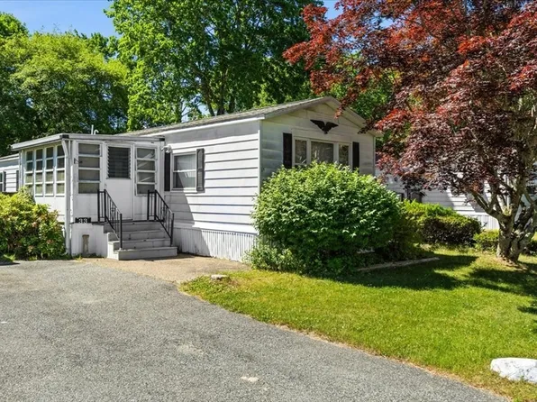 33 Thayer Dr, Taunton, MA 02780