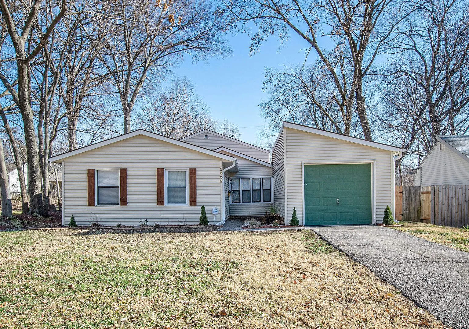 Coming soon! Rare Mission Kansas home for rent — Photo 1