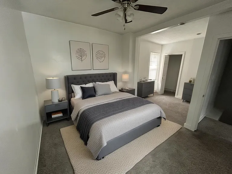 2141 Bradley Ave — Photo 11