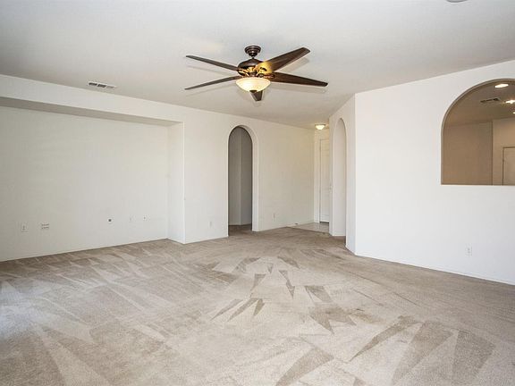 4th image of 15587 Pilot Rock Way