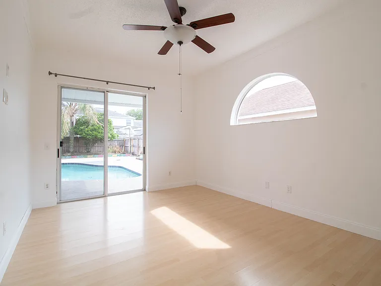2782 Picadilly Cir — Photo 20
