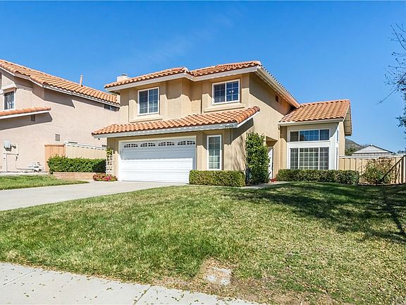2nd image of 39746 Almansa Ct