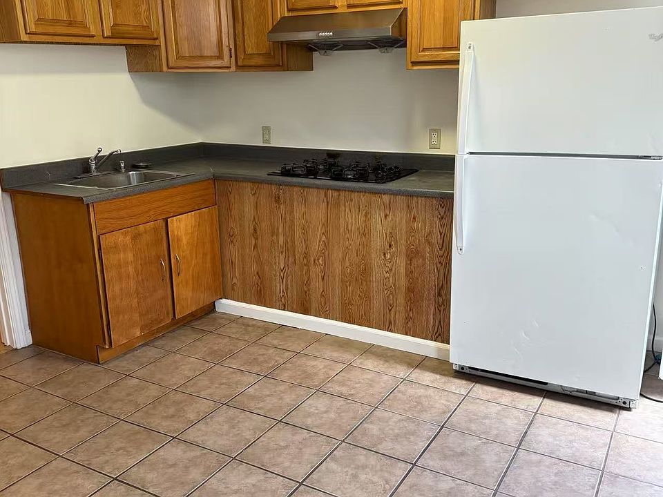 2nd image of 25 Moneta Way