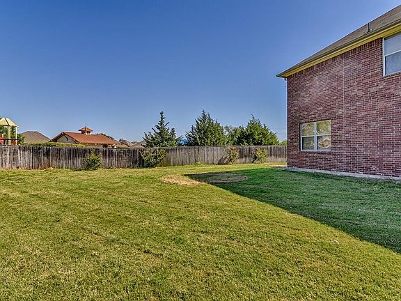 2nd image of 603 Marble Falls Ct