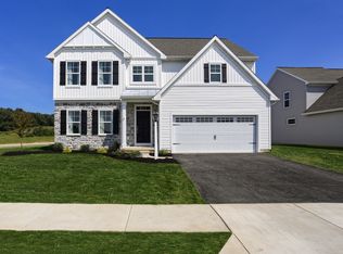 2 Rycroft Dr, Mechanicsburg, PA 17050