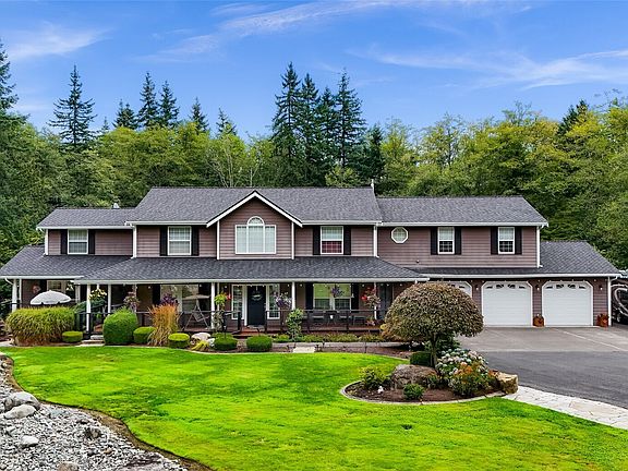 2nd image of 4879 Robinwood Lane