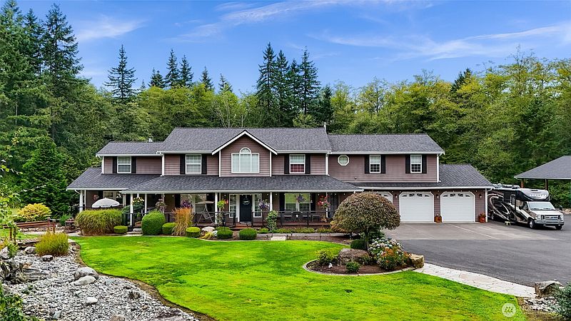 2nd image of 4879 Robinwood Lane