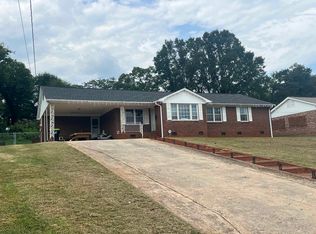 186 Stribling Cir, Spartanburg, SC 29301