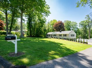 161 Thornridge Dr, Stamford, CT 06903