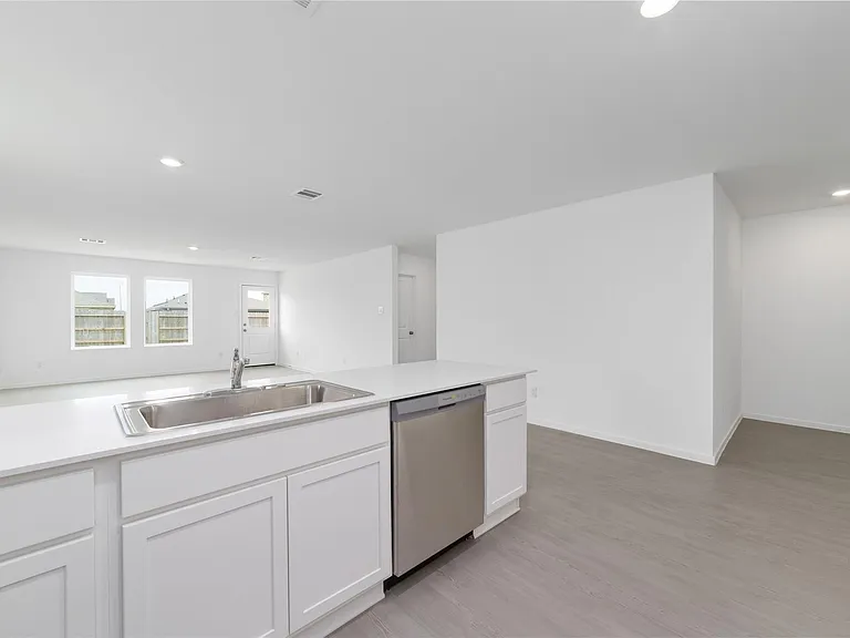 3064 Huntersville Dr — Photo 8