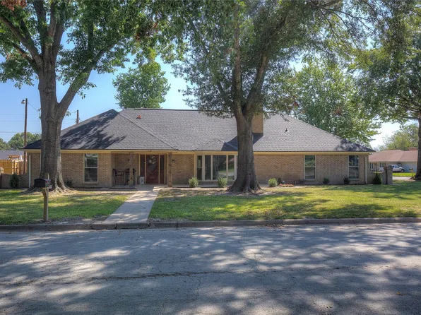 1612 Myrtle Dr, Sulphur Springs, TX 75482