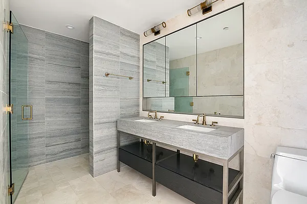 Sold by Corcoran | media 24