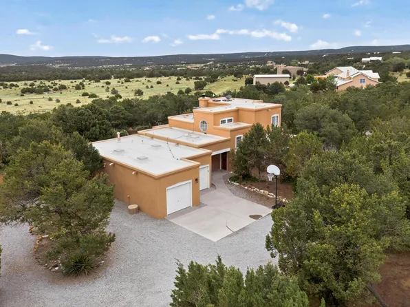 6 Western Saddle Dr, Tijeras, NM 87059