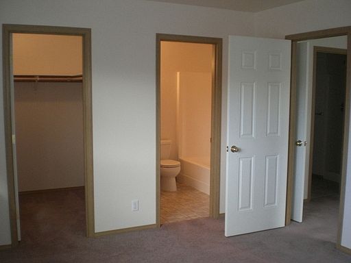 5th image of 1368 NW Elwha St Unit 2