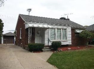 15022 Champaign Rd, Allen Park, MI 48101