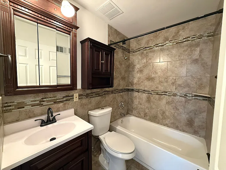 615 Loyola Dr — Photo 11