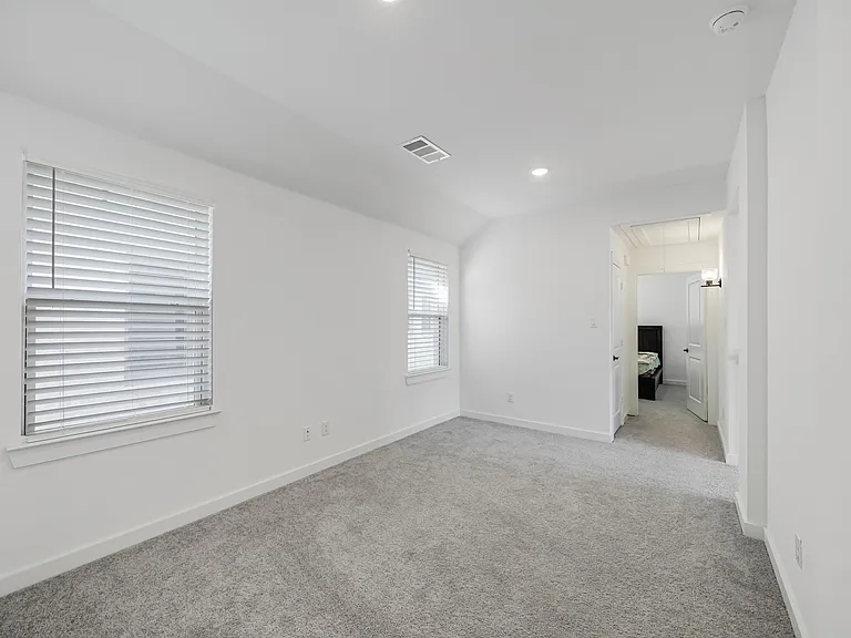 2712 Biltmore Dr — Photo 19