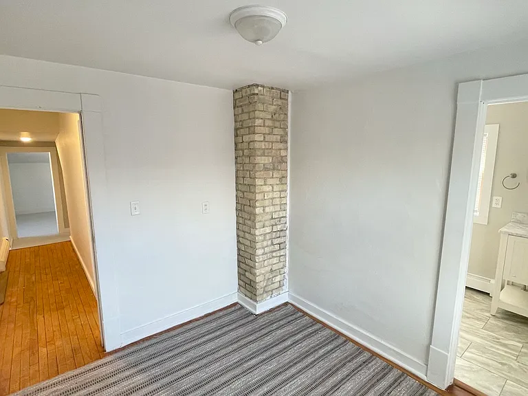 Bonus Room Upstairs - View to Upstairs Hallway